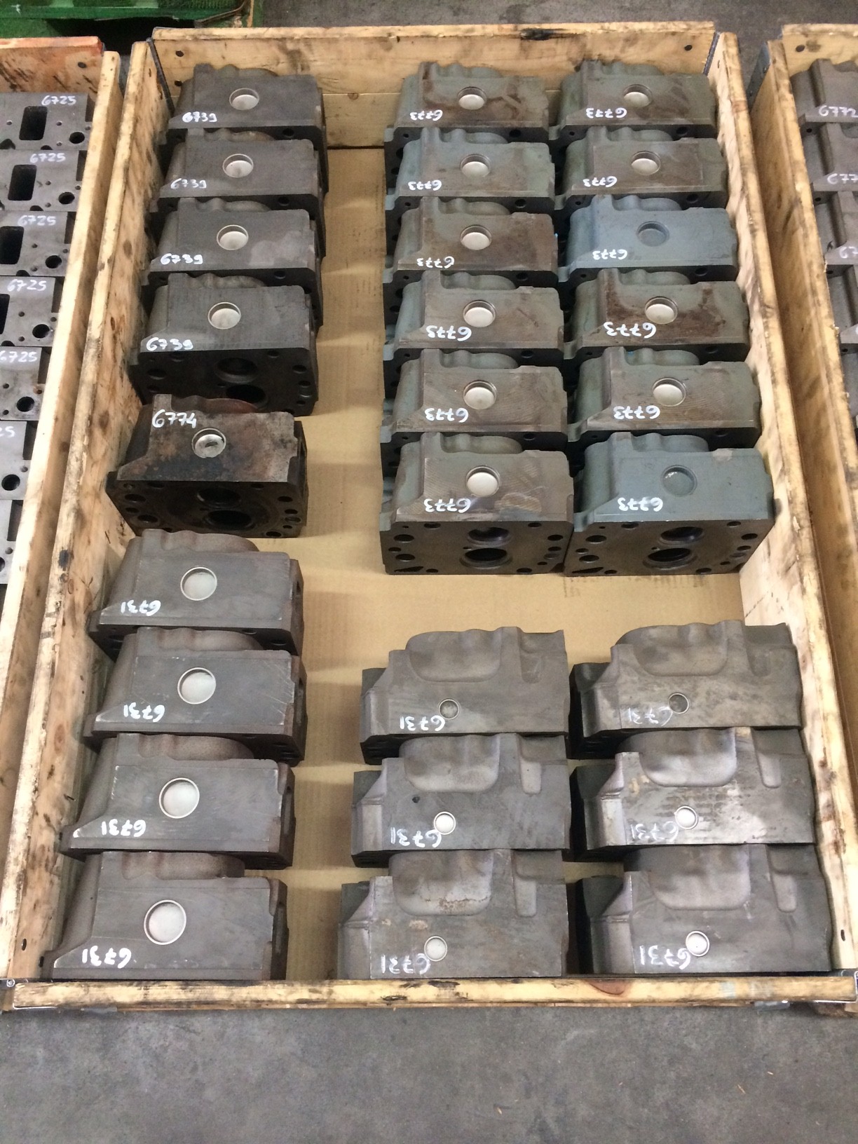 cylinder head man engine d2865 d2866 2v d2876 2v d2848 2v d2840 2v